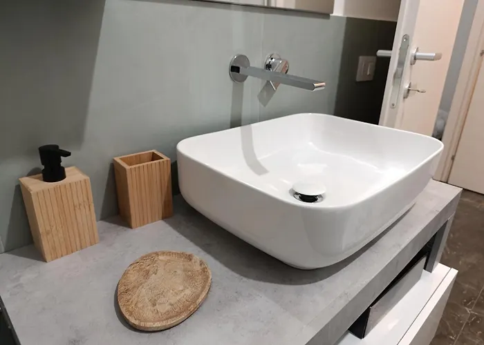 Daire Sidera Comodo E Luminoso Loft Centro Paese E - Di Loft Accogliente E Curato Dervio